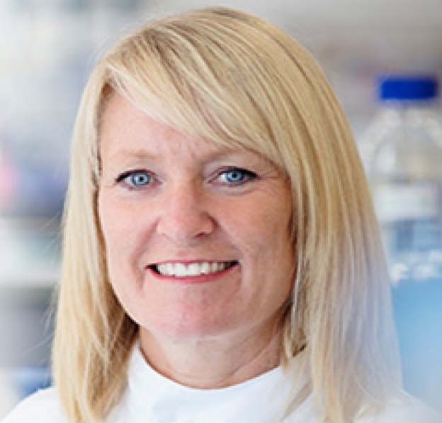 Prof Tracy Robson